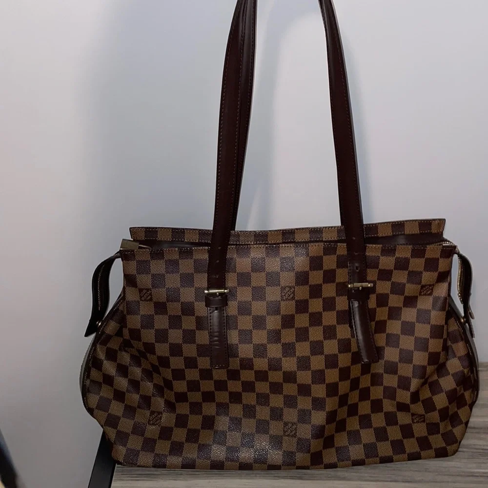 SOLD Louis Vuitton Damier Ebene Chelsea Tote✨ - Picture 1 of 12